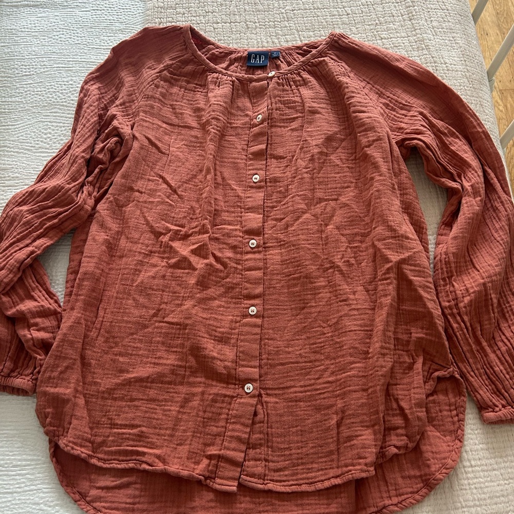 GAP Women's Rust Button-Up Blouse